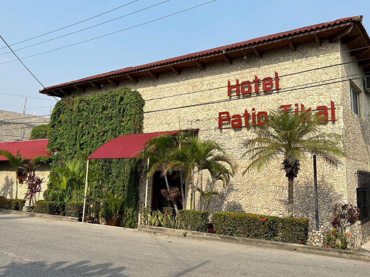 פלורס Hotel Del Patio מראה חיצוני תמונה